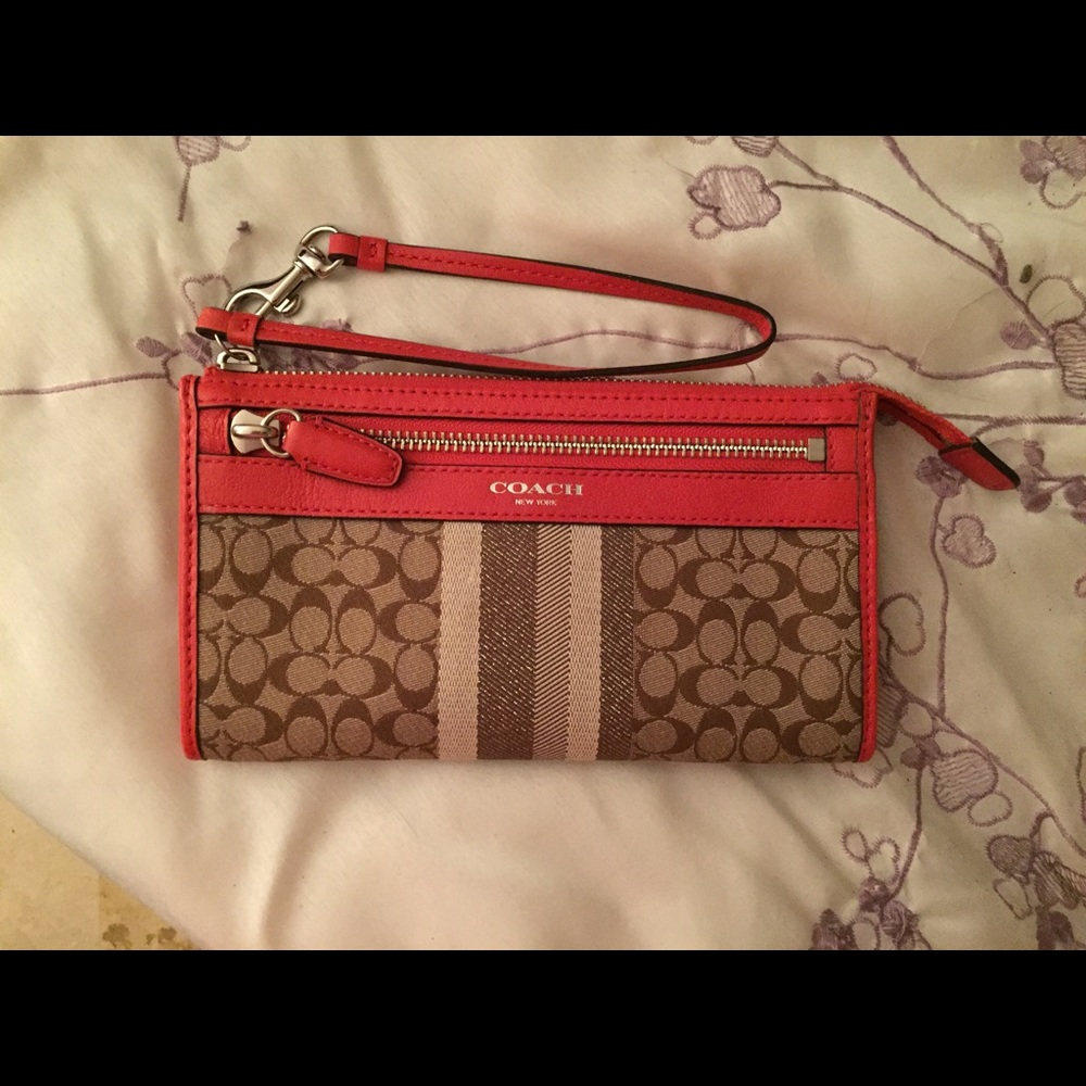 Coach Wristlet NWOT